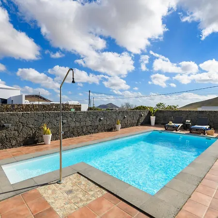 Europa Villa Nazaret
